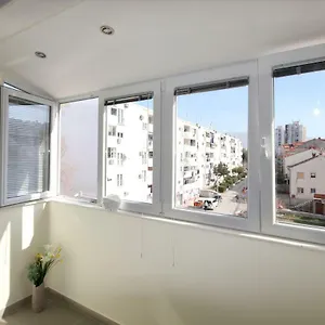 apartment-mel.splithotels.org/